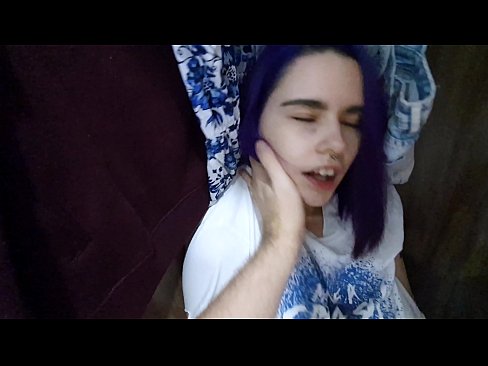 ❤️ Našel jsem svou sestru ve skříni a pomohl jí udělat se ️❌ Porno u nás ❌